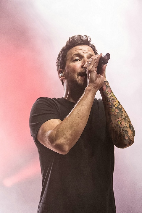 Simple Plan @ Vooruit Gent, picture 14, photographed by Edwin Houdevelt - FrontView Magazine
