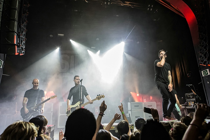 Simple Plan @ Vooruit Gent, picture 22, photographed by Edwin Houdevelt - FrontView Magazine
