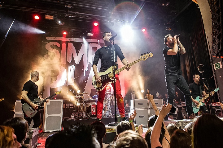 Simple Plan @ Vooruit Gent, picture 34, photographed by Edwin Houdevelt - FrontView Magazine