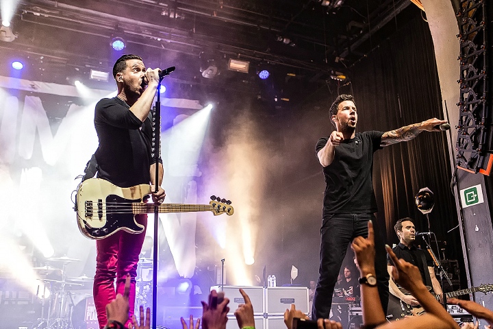 Simple Plan @ Vooruit Gent, picture 37, photographed by Edwin Houdevelt - FrontView Magazine