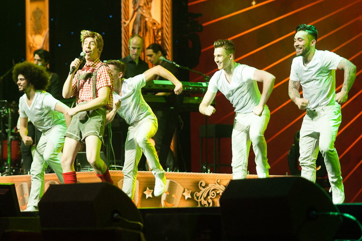 Tegen De Sterren Op Live - Deel 1 @ Sportpaleis, picture 48, photographed by Goele Bormans - FrontView Magazine