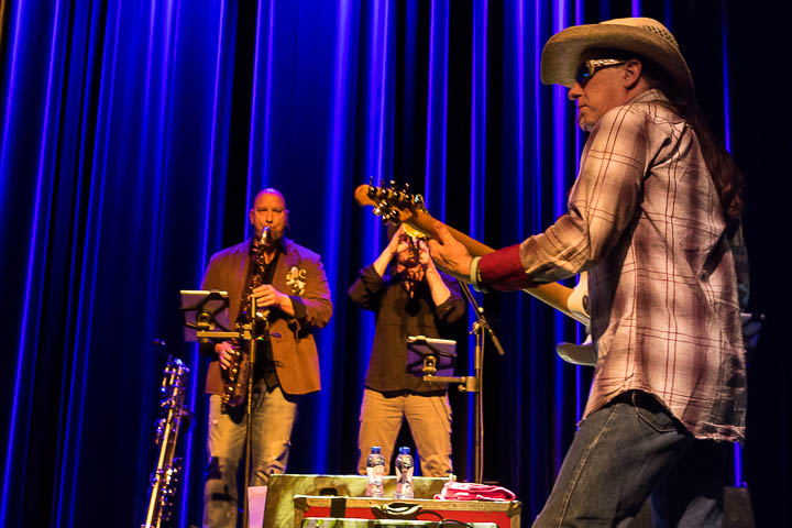 Southside Johnny and the Asbury Jukes Het Depot, foto 7, foto's door Kris Saelen - FrontView Magazine