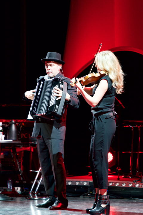 Vicky Leandros @ Oostende Kursaal, picture 18, photographed by Bart Baevegems - FrontView Magazine