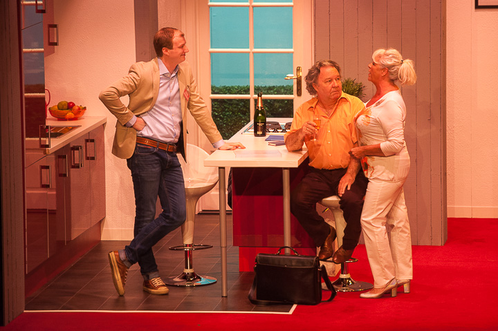 Zij en ik da geft ne kick @ echt Antwaarps teater, picture 26, photographed by Goele Bormans - FrontView Magazine