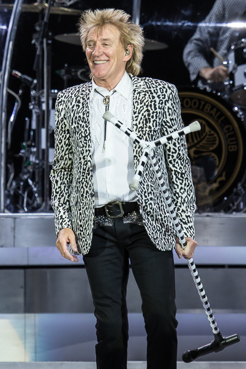 Rod Stewart @ Sportpaleis, picture 8, photographed by Dorien Goetschalckx - FrontView Magazine