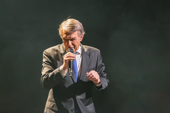 Salvatore Adamo in concert @ Kursaal te Oostende, picture 5, photographed by Guy Danneels - FrontView Magazine