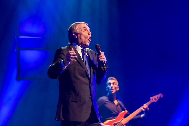 Salvatore Adamo in concert @ Kursaal te Oostende, picture 10, photographed by Guy Danneels - FrontView Magazine