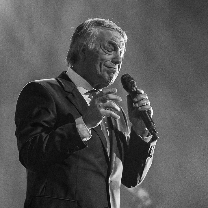 Salvatore Adamo in concert @ Kursaal te Oostende, picture 17, photographed by Guy Danneels - FrontView Magazine