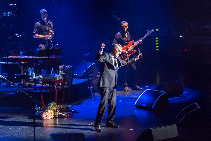 Salvatore Adamo in concert @ Kursaal te Oostende, picture 59, photographed by Guy Danneels - FrontView Magazine