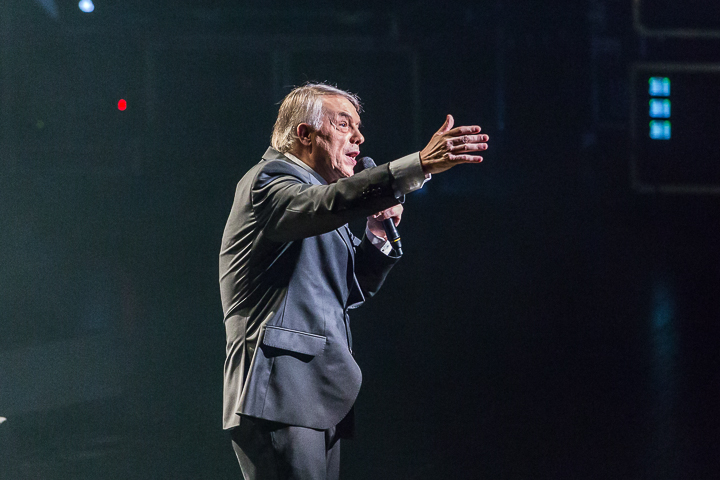 Salvatore Adamo in concert @ Kursaal te Oostende, picture 62, photographed by Guy Danneels - FrontView Magazine