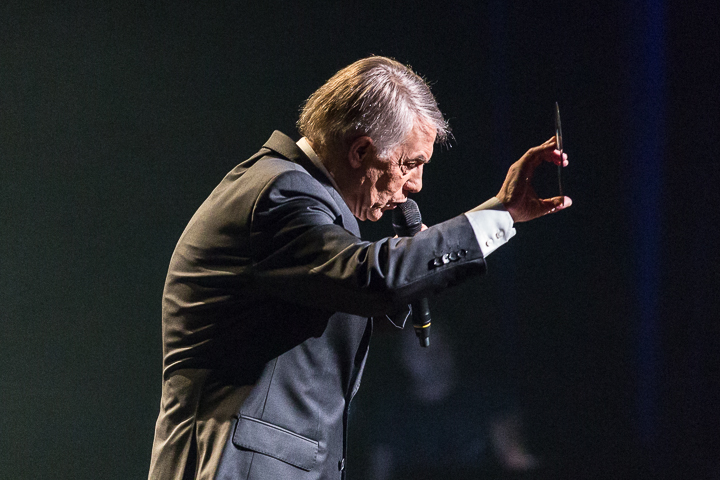 Salvatore Adamo in concert @ Kursaal te Oostende, picture 78, photographed by Guy Danneels - FrontView Magazine