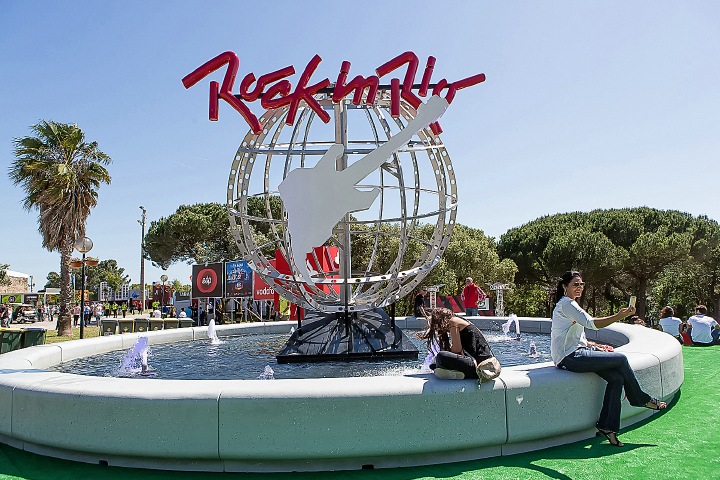 Sfeerbeelden @ Rock In Rio Lisboa 2016, picture 2, photographed by Edwin Houdevelt - FrontView Magazine