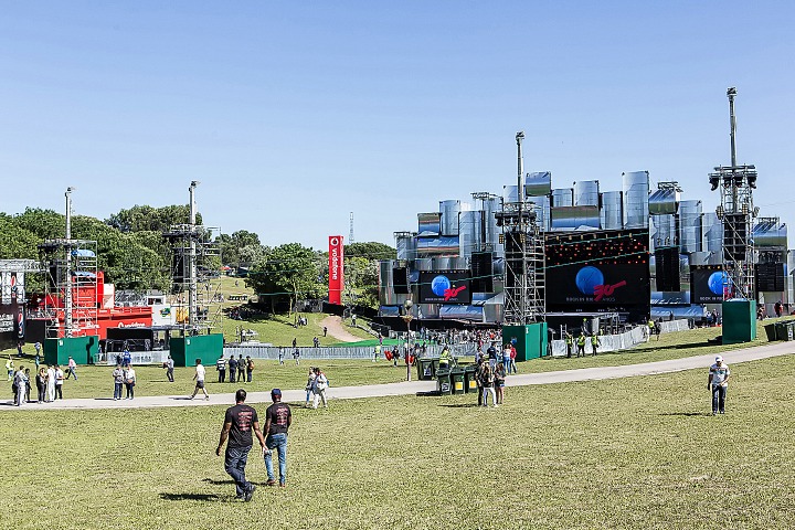 Sfeerbeelden @ Rock In Rio Lisboa 2016, picture 5, photographed by Edwin Houdevelt - FrontView Magazine