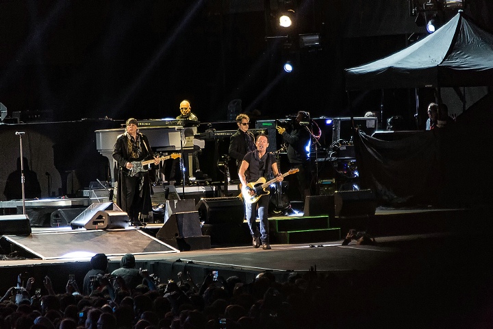 Bruce Springsteen & The E Street Band @ Rock In Rio Lisboa 2016, picture 2, photographed by Edwin Houdevelt - FrontView Magazine
