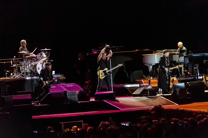 Bruce Springsteen & The E Street Band @ Rock In Rio Lisboa 2016, picture 23, photographed by Edwin Houdevelt - FrontView Magazine