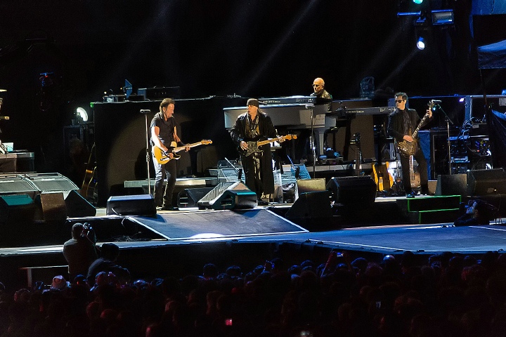 Bruce Springsteen & The E Street Band @ Rock In Rio Lisboa 2016, picture 27, photographed by Edwin Houdevelt - FrontView Magazine