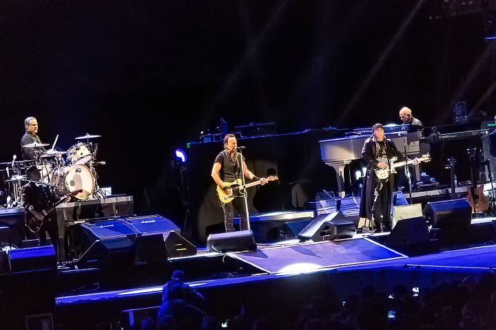 Bruce Springsteen & The E Street Band @ Rock In Rio Lisboa 2016, picture 35, photographed by Edwin Houdevelt - FrontView Magazine