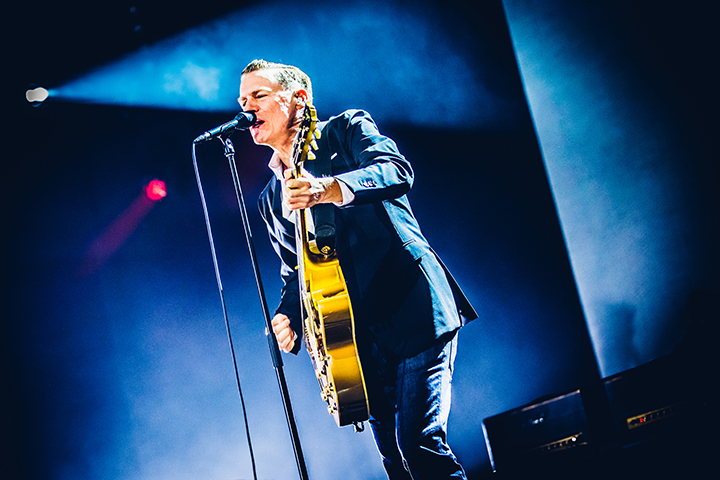 Bryan Adams @ Sportpaleis, foto 3, foto's door Elke Briers - FrontView Magazine