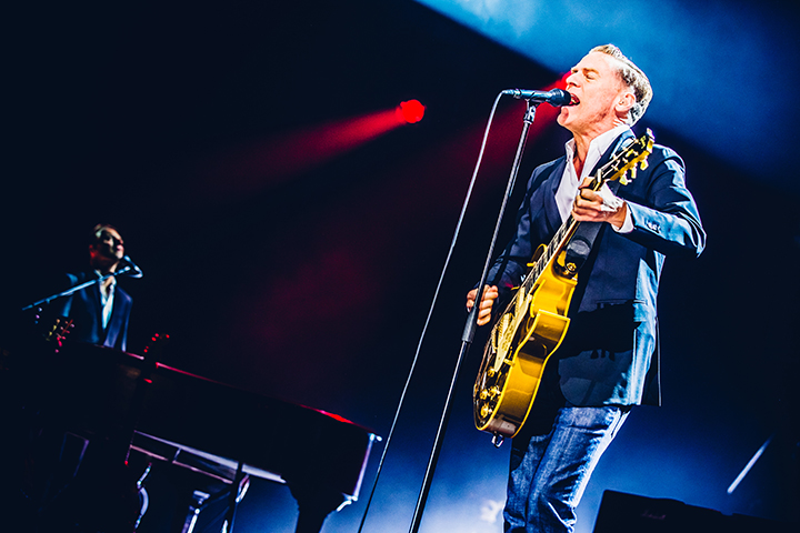 Bryan Adams @ Sportpaleis, foto 4, foto's door Elke Briers - FrontView Magazine