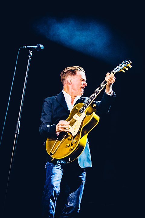 Bryan Adams @ Sportpaleis, foto 9, foto's door Elke Briers - FrontView Magazine