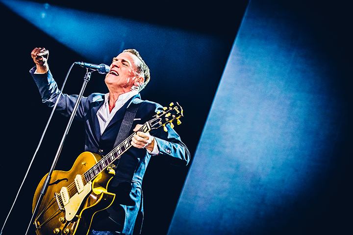 Bryan Adams @ Sportpaleis, foto 10, foto's door Elke Briers - FrontView Magazine