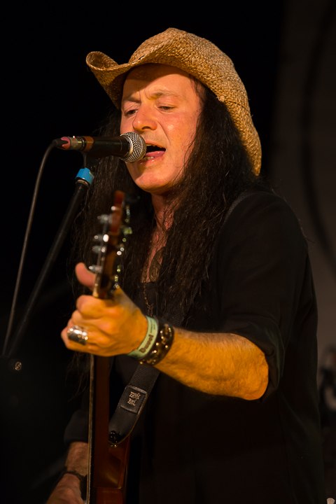 Alvin Youngblood Hart’s Muscle Theory @ Duvelblues, picture 3, photographed by Marc Verdonck - FrontView Magazine