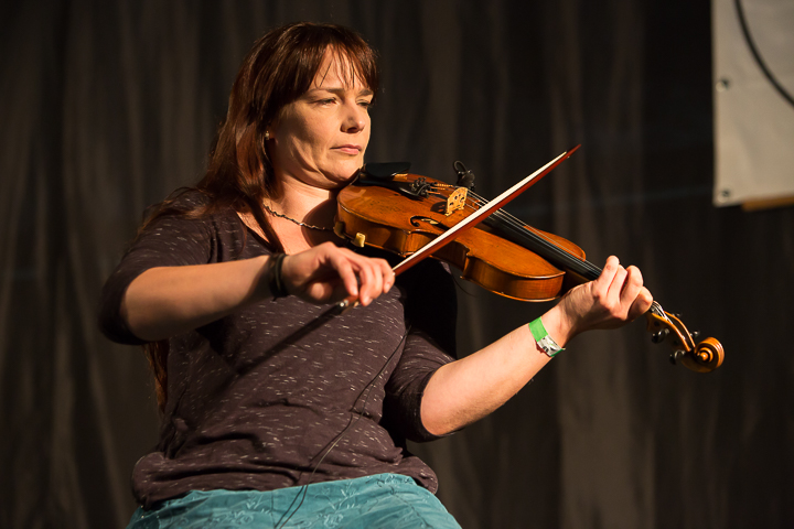 Dave Peabody & Regina Mudrich @ Duvelblues, picture 2, photographed by Marc Verdonck - FrontView Magazine