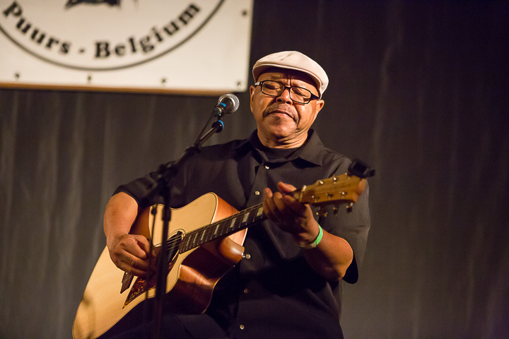 Larry Garner & Michael van Merwyk @ Duvelblues, picture 6, photographed by Marc Verdonck - FrontView Magazine