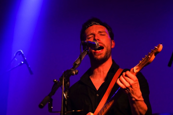 The 5AM CD-release 'Free', picture 4, photographed by Sarah Gommers, Redmar Kruithof - Marije van den Oever - FrontView Magazine