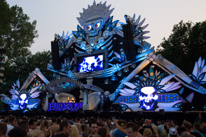 Emporium 2016 @ Berendonck Wijchen, picture 150, photographed by Tom Van Tongerloo - FrontView Magazine