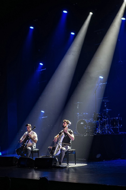 2 Cello's @ Koninklijk Circus, picture 8, photographed by Edwin Houdevelt - FrontView Magazine