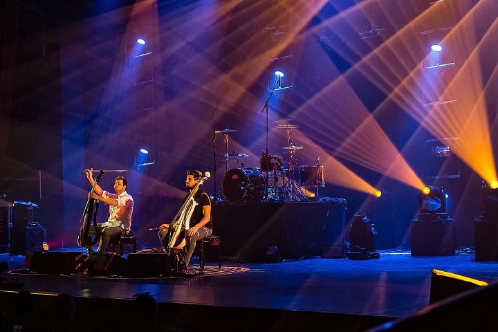 2 Cello's @ Koninklijk Circus, picture 15, photographed by Edwin Houdevelt - FrontView Magazine