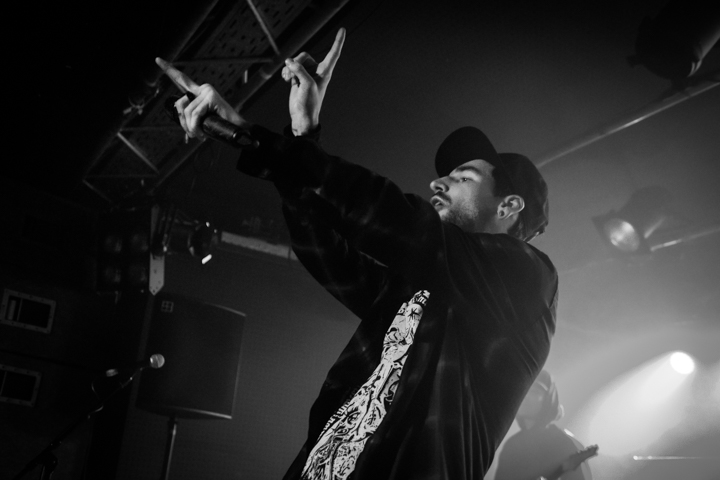 Issues @ Trix Club, foto 2, foto's door Erwin Evrard - FrontView Magazine