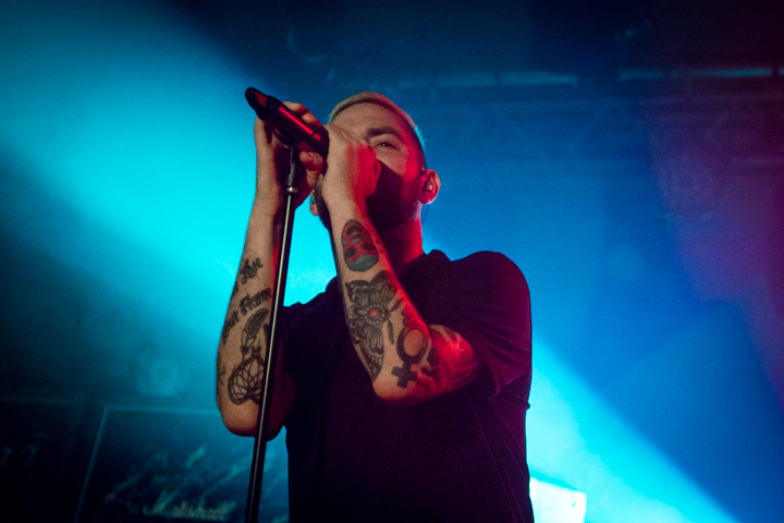 Issues @ Trix Club, foto 5, foto's door Erwin Evrard - FrontView Magazine