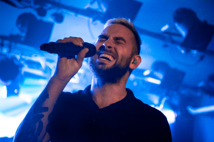 Issues @ Trix Club, foto 14, foto's door Erwin Evrard - FrontView Magazine