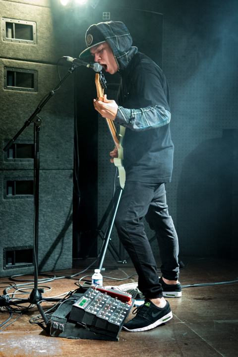 Issues @ Trix Club, foto 19, foto's door Erwin Evrard - FrontView Magazine
