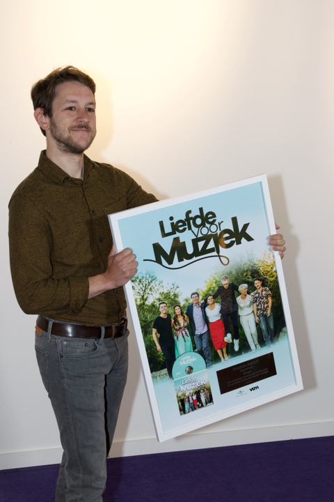 Liefde voor muziek 2 Gouden plaat uitreiking @ zaventem, picture 10, photographed by Bart Baevegems - FrontView Magazine