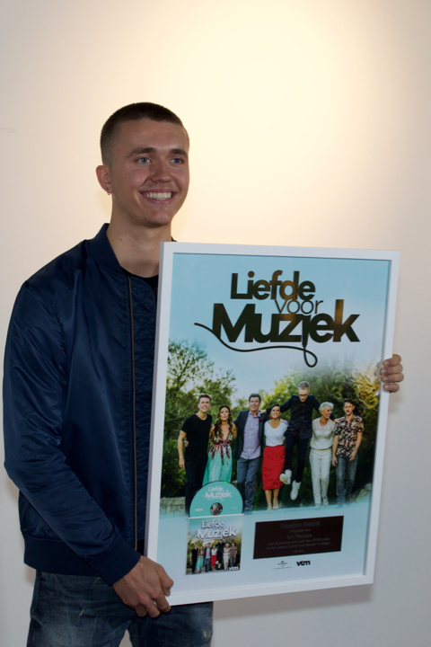 Liefde voor muziek 2 Gouden plaat uitreiking @ zaventem, picture 14, photographed by Bart Baevegems - FrontView Magazine