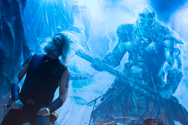 Amon Amarth @ NOVA ROCK 2016, foto 16, foto's door Dorien Goetschalckx - FrontView Magazine