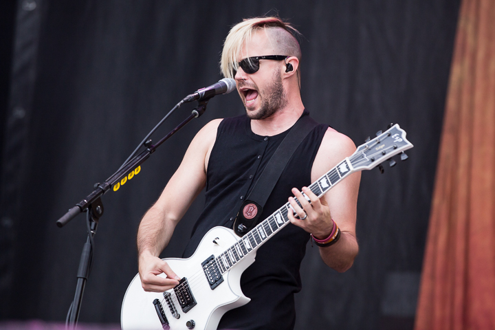 Breaking Benjamin @ NOVA ROCK 2016, foto 8, foto's door Dorien Goetschalckx - FrontView Magazine