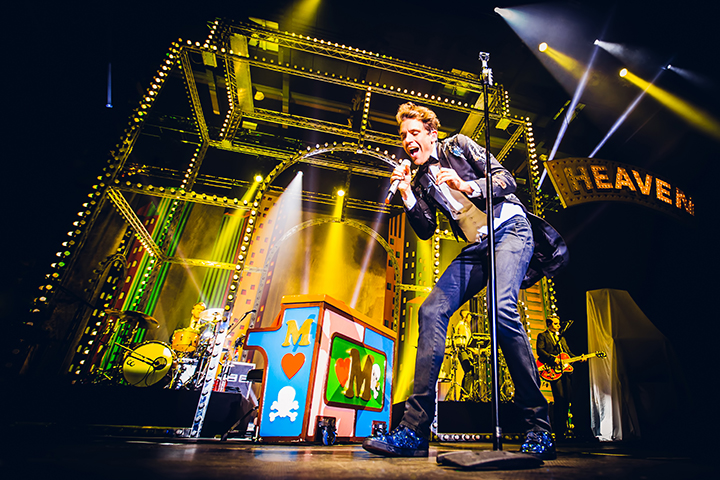 Mika @ Country Hall Liège, picture 3, photographed by Elke Briers - FrontView Magazine