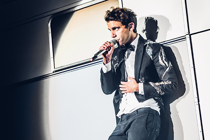 Mika @ Country Hall Liège, picture 6, photographed by Elke Briers - FrontView Magazine
