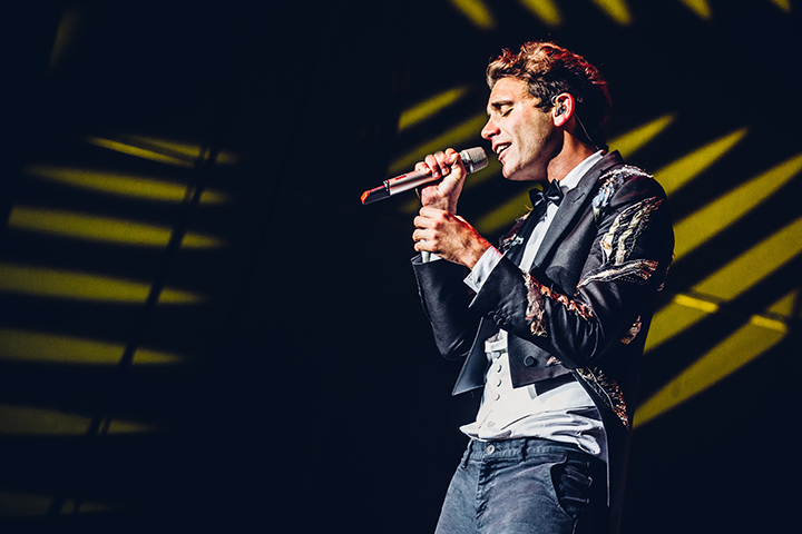 Mika @ Country Hall Liège, picture 19, photographed by Elke Briers - FrontView Magazine