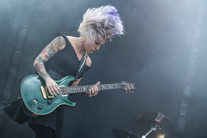 Skillet @ NOVA ROCK 2016, foto 6, foto's door Dorien Goetschalckx - FrontView Magazine