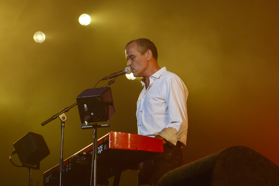 Doe Maar @ Lotto Arena, picture 25, photographed by Alex Wyckmans - FrontView Magazine