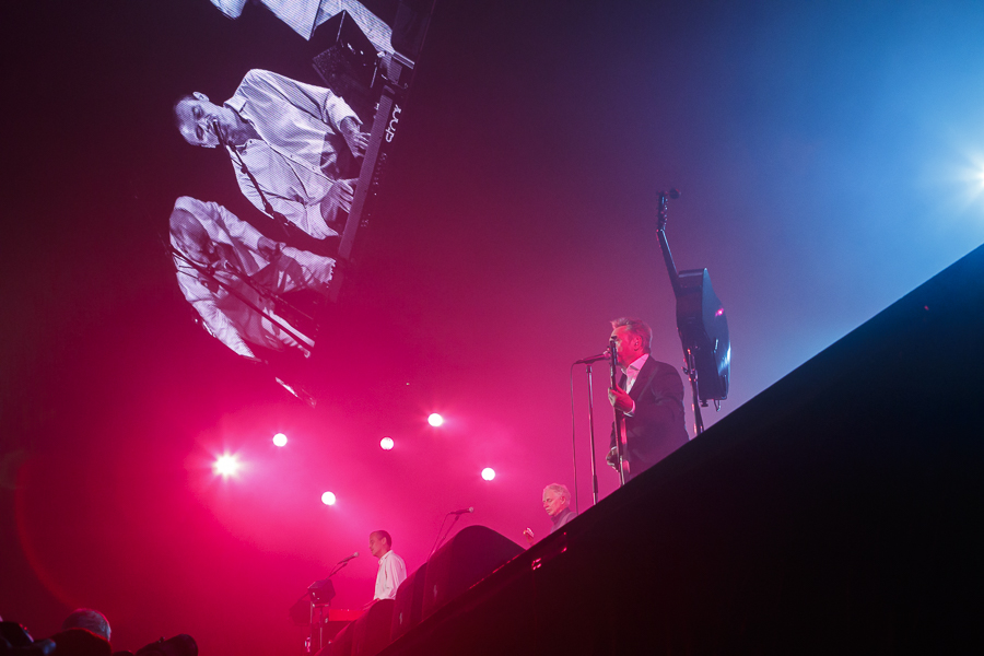 Doe Maar @ Lotto Arena, picture 36, photographed by Alex Wyckmans - FrontView Magazine