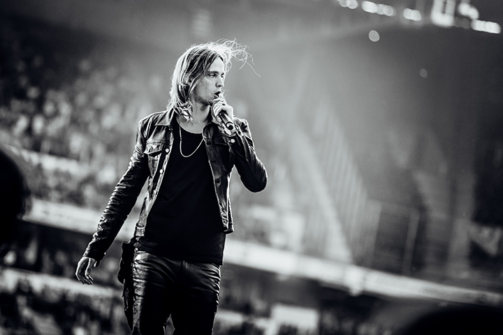 Guus Meeuwis - Groots met een zachte G @ Philips Stadion Eindhoven, foto 11, foto's door Elke Briers - FrontView Magazine