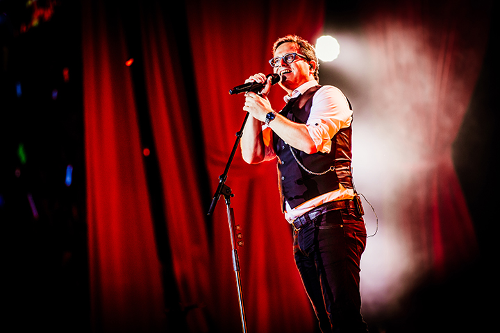 Guus Meeuwis - Groots met een zachte G @ Philips Stadion Eindhoven, foto 36, foto's door Elke Briers - FrontView Magazine
