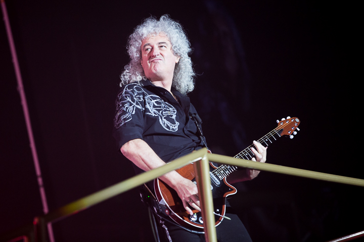 Queen + Adam Lambert @ Palais 12, picture 3, photographed by Dorien Goetschalckx - FrontView Magazine