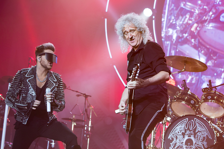 Queen + Adam Lambert @ Palais 12, picture 4, photographed by Dorien Goetschalckx - FrontView Magazine